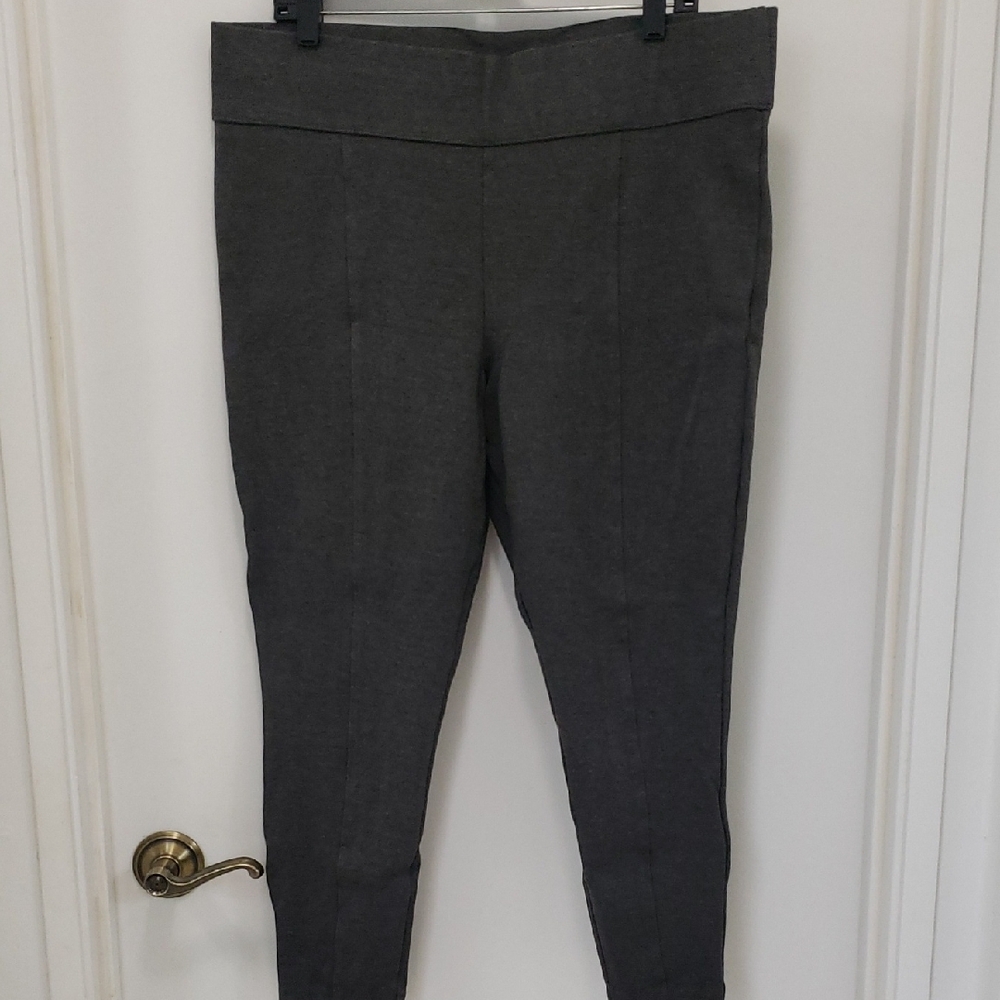〰️Old Navy〰️ Stevie Built- In Sculpting Leggings XL